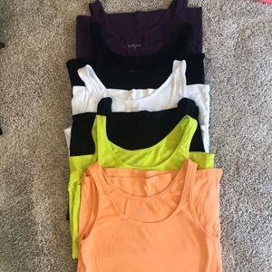Lot of 6 layering tanks!
